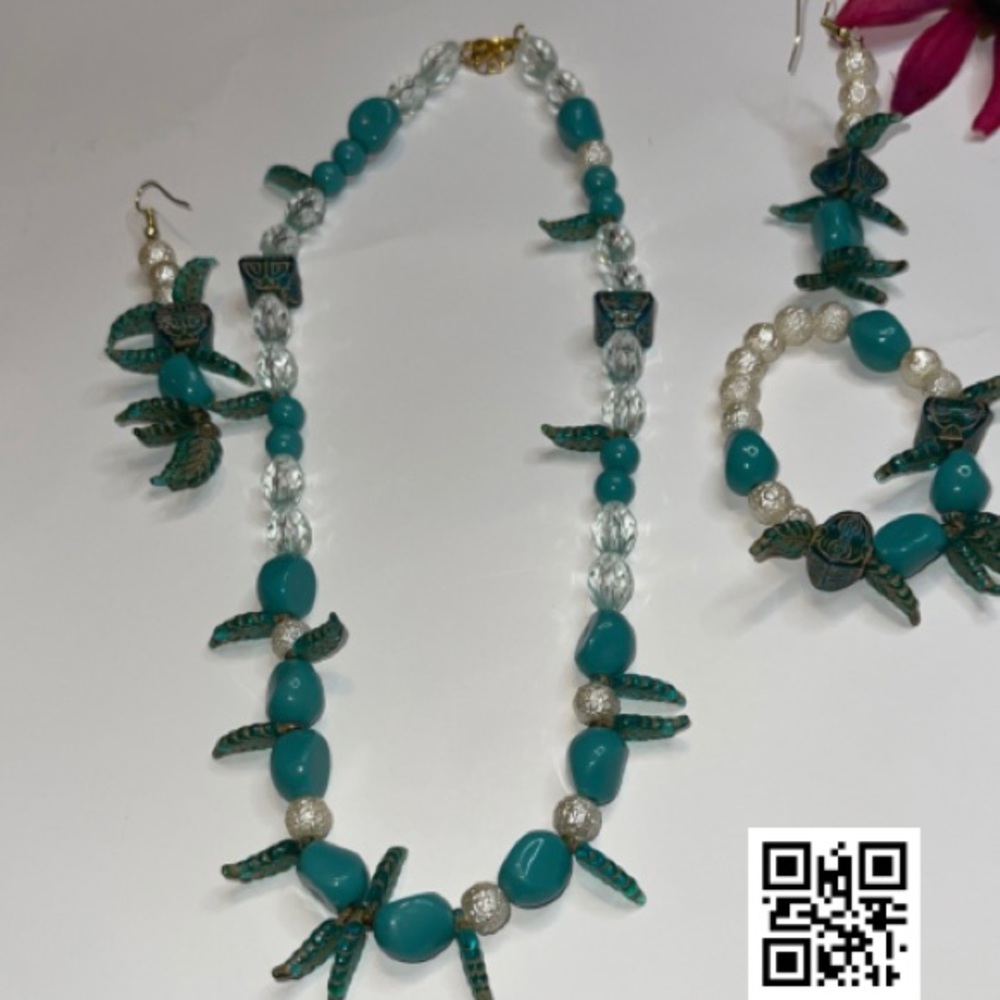 Necklace set - Picture 3 of 5